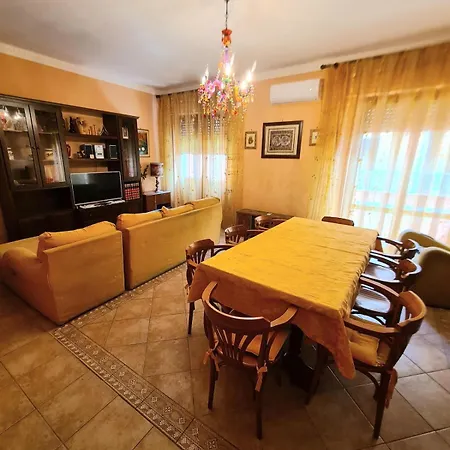 Zona Mare Vakantiehuis Quartu SantʼElena